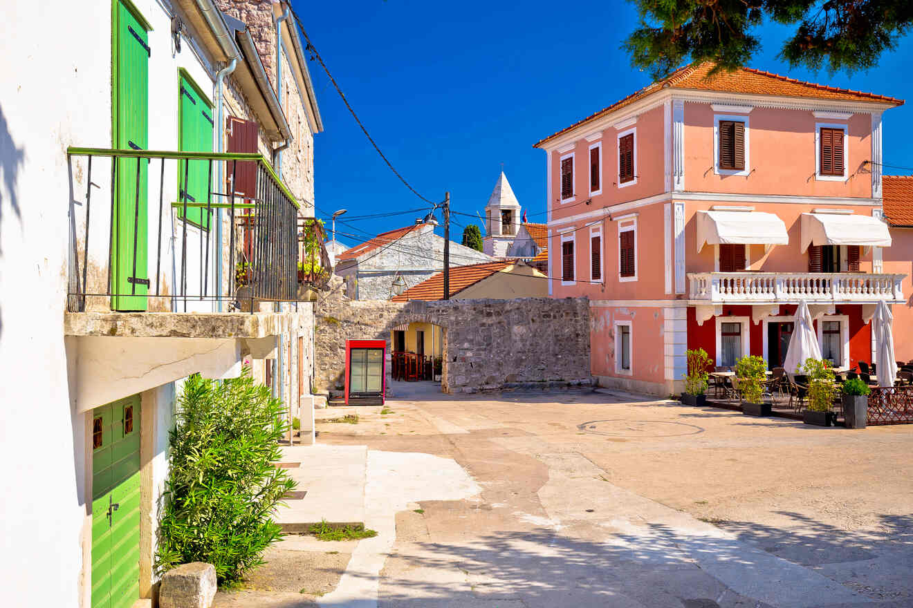 6 Where to stay for cheap in Sukošan